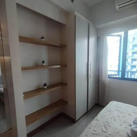 Sea Residences Staycation Near Moa
